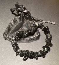 Black Agate Chipstone Bracelet - Look How They Shine