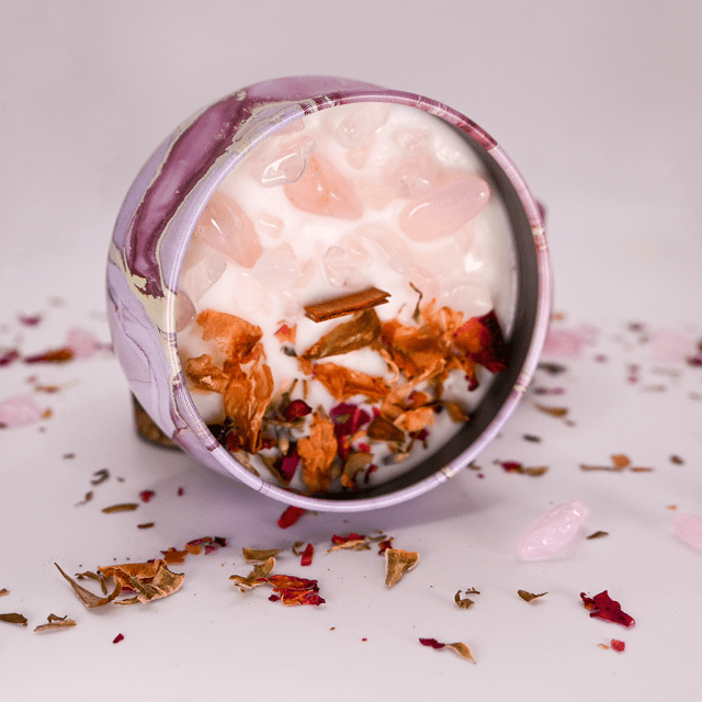 Love - 4oz The Crystal Collection Candle - Look How They Shine